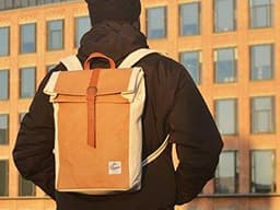 Sac à dos jaune moutarde et blanc Flâneur Part Dieu pour laptop 13 ou 15 pouces en toile coton recyclée et cuir végétal